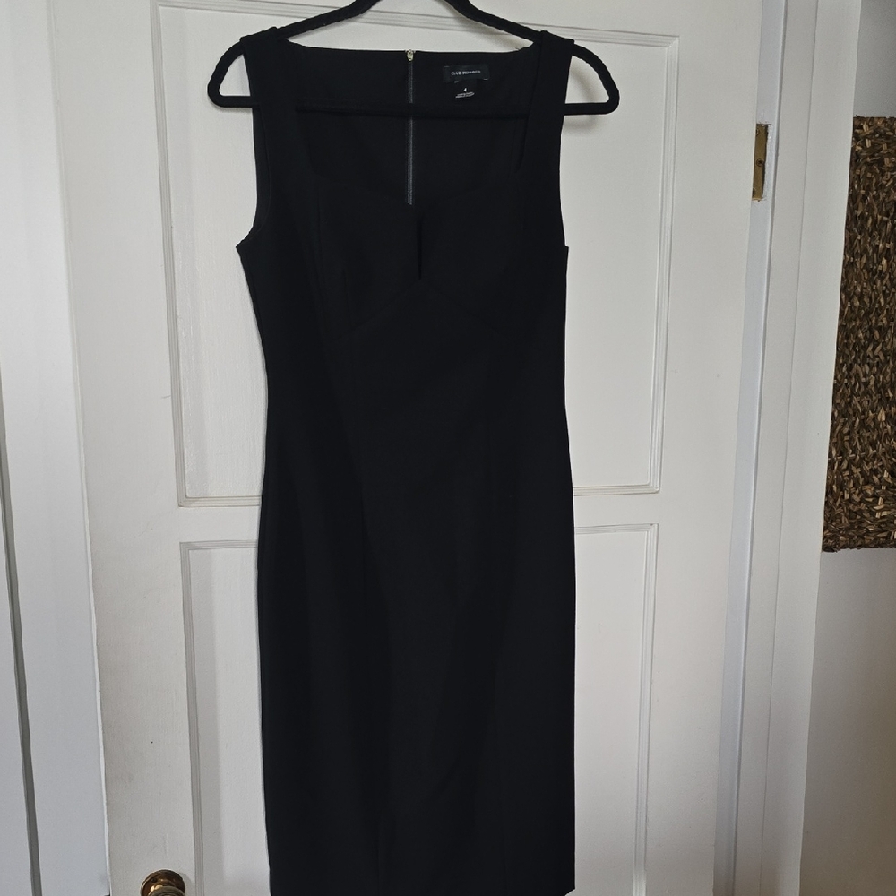 Club Monaco Elegant Black Midi Dress